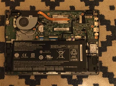 Heres The Inside Of My Acer Chromebook C720 How Should I Upgrade It