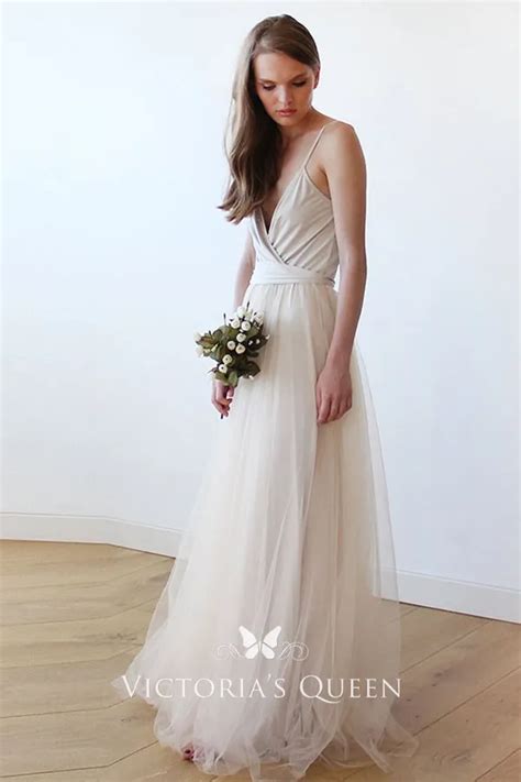 Plunging V Neckline Beige Tulle Long Bridesmaid Dress Vq