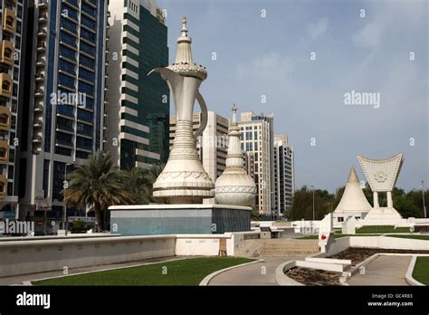 Abu Dhabi Monuments Hi Res Stock Photography And Images Alamy