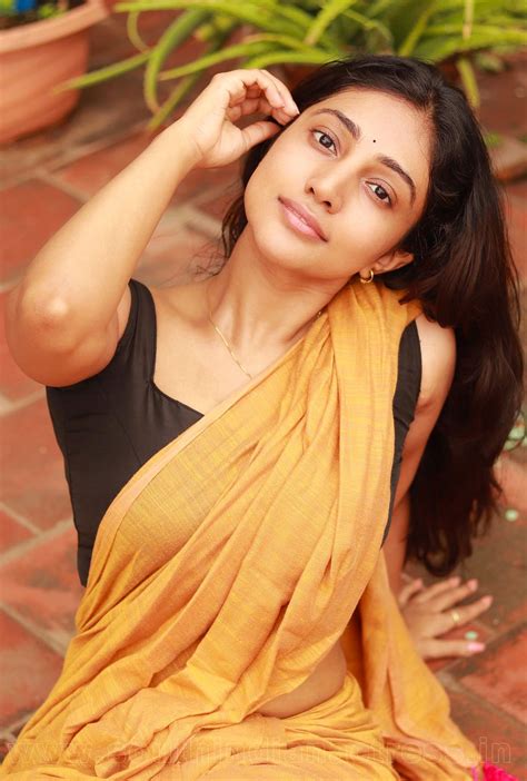 Bommu Lakshmi In Saree Hot Photos South Indian Actress