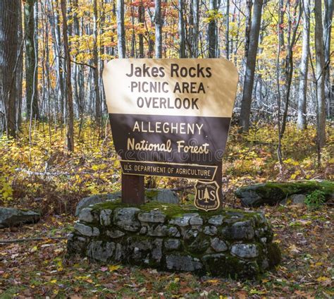 Warren Pennsylvania Usa October 23 2023 The Jakes Rocks Picnic Area