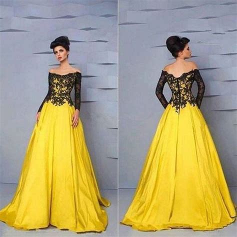 Dollzis: Black And Yellow Ball Gown