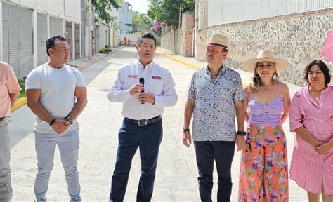 Con participación de Coca Cola pavimentan 2 calles en Cuautlixco