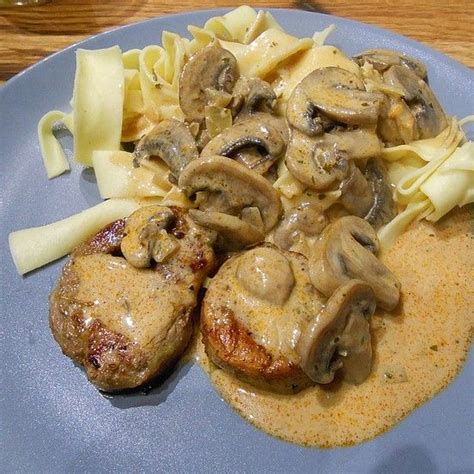 Schweinefilet Mit Champignon Rahm So E Von Romana Chefkoch