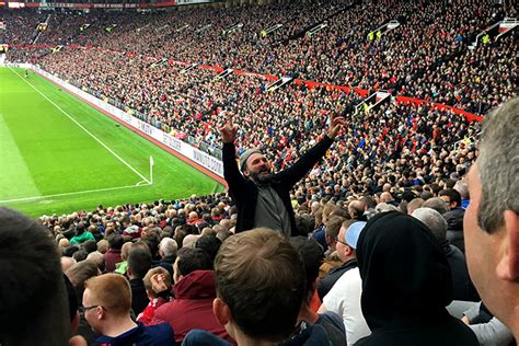 This photographer took 21 amazing pictures that sum up football in 2016 - Planet Football