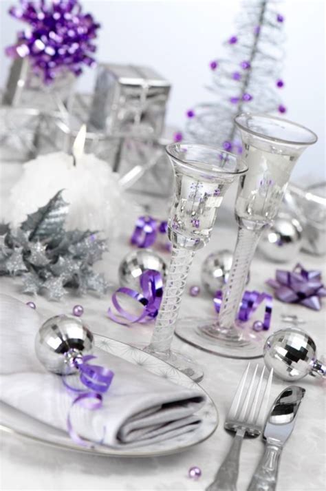 Decoracion Navidena Plata Y Morado Christmas Party Table Christmas