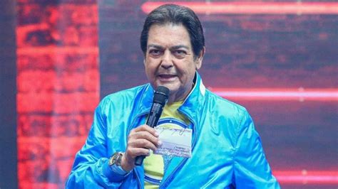 Faustão apresentador aguarda adaptação de novo órgão após transplante