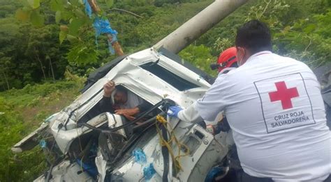 Motorista Accidentado En Comalapa Se Le Fueron Los Frenos Al Cami N