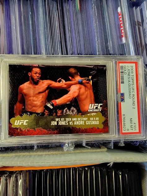 2009 Topps UFC Round 2 UFC Debut Gold 101 Jon Jones Andre Gusmao