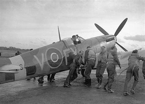 17 Facts About The Spitfire We All Know These Right