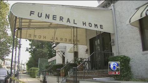 Funeral Director Charged After Decaying Bodies Found In Unlicensed Funeral Home Abc7 Chicago