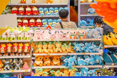 日本大阪寶可夢中心pokémon Center位置心齋橋大丸百貨寶可夢咖啡旁寶可夢迷天堂快跟上。 跟著左豪吃不胖