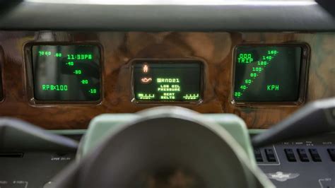 1986 Aston Martin Lagonda Digital Dashboard : r/80sdesign