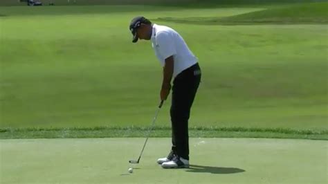 Pga Pro Misses Shockingly Short Putt Youtube