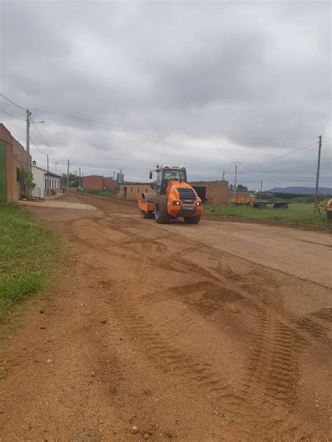 Las Obras De Arreglo De Varios Caminos De El Torno Ya Est N En Marcha