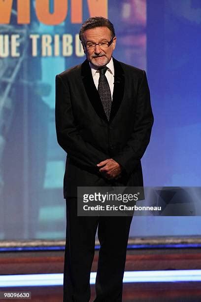 134 Matt Damon Robin Williams Photos & High Res Pictures - Getty Images