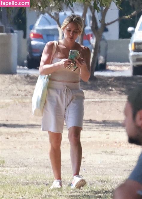 Hilary Duff Hilaryduff Kylanharv Nude Leaked Onlyfans Photo