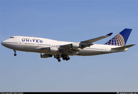 N177UA United Airlines Boeing 747 422 Photo by Björn Düwel ID 398178