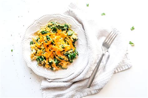 Scrambled Eggs With Cheese And Spinach