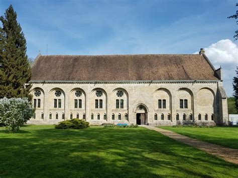 Les Ruines De L Abbaye D Ourscamp