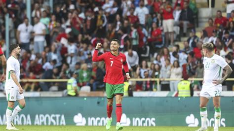 Cristiano Ronaldo Se Luce Con Dos Goles En El Amistoso De Portugal Ante