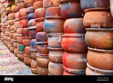 Black Crock Hi Res Stock Photography And Images Alamy