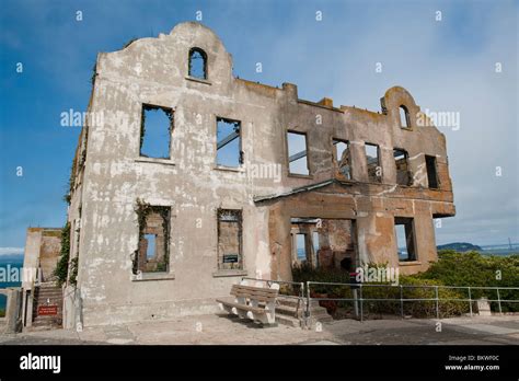 Alcatraz Wardens House Hi Res Stock Photography And Images Alamy