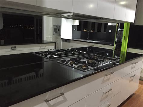 Bancada Granito Preto Absoluto - Bancada de Cozinha em Granito Preto Absoluto - Bancadas de Cozinha ...