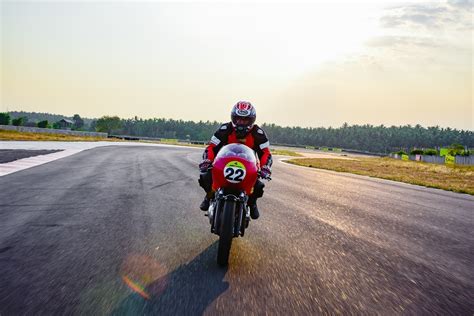 Royal Enfield Continental Gt R650 Track Ride Experience The Pursuit Of