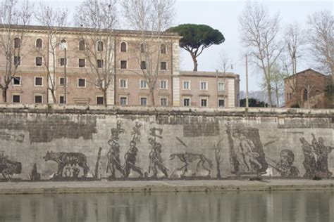 Roma Gli Argini Del Tevere Diventano Un Opera D Arte Il Fregio