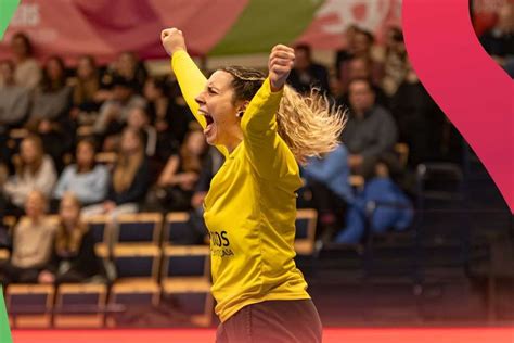 Andebol Sele O Feminina Vence Na Finl Ndia E Mant M Se Na Corrida Ao