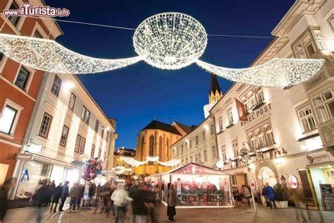 Villach Uno Dei Famosi Mercatini Di Natale Della Foto Villach