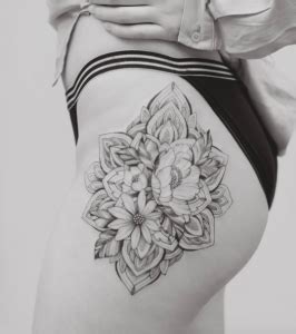 Girly Tattoos You Ll Wish You Had This Summer Tattooblend