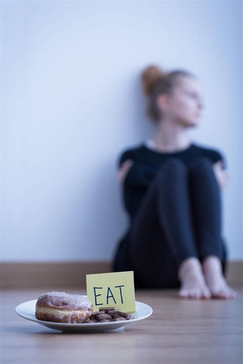 4 Myths About Eating Disorders