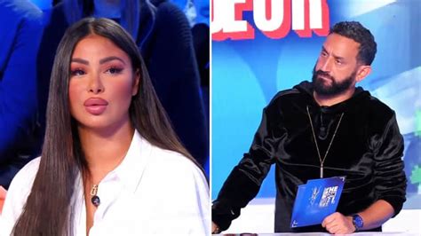 Gros Hypocrite Maeva Ghennam Sen Prend Violemment Cyril Hanouna