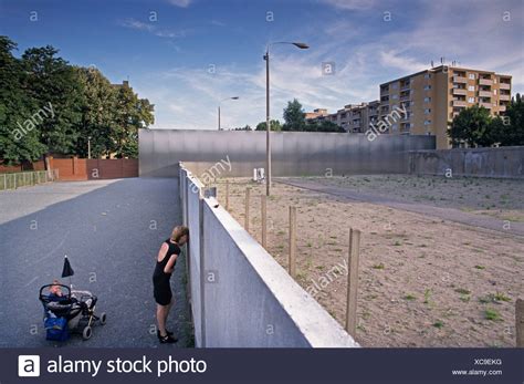 bernauer strasse stock  bernauer strasse stock images alamy