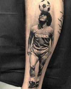 10 个 Maradona ,The Football God On Skin 点子