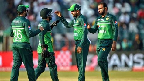 Pakistan Reclaim No 1 Spot In Icc Odi Rankings On Dramatic Sunday