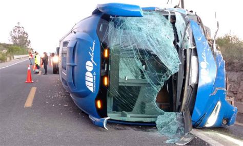 Volcadura De ADO En Carretera De Oaxaca Deja 3 Muertos