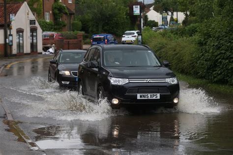 The most dramatic flooding pictures from Notts over the past 24 hours ...