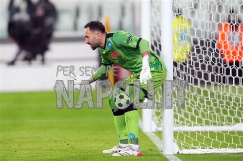 Ospina Napoli De Laurentiis Offre Il Rinnovo Al Ribasso