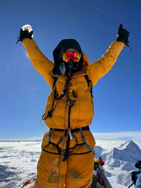 Absolutely Surreal Bay Area Climber Summits Mount Everest