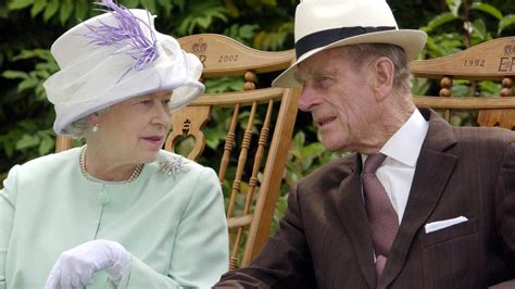 Last Official Picture Of Prince Philip And Queen After The Duke Dies