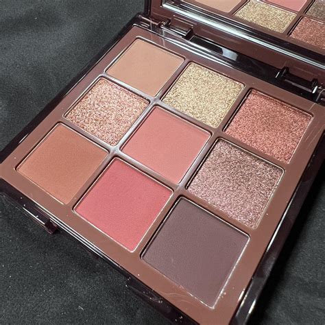 Huda Beauty Nude Rich Palette Depop