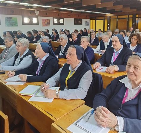 Hijas De La Caridad On Twitter La Casa De Espiritualidad La Granja