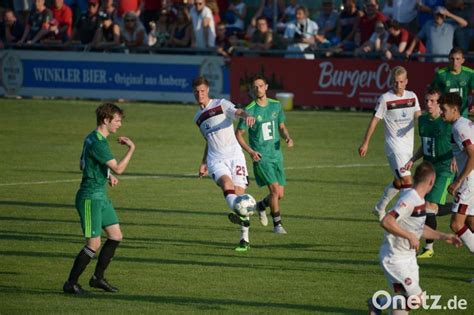 1 FC Nürnberg erfüllt große und kleine Fußballträume in Ammerthal Onetz