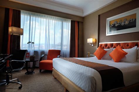 Hotel Ciputra Semarang managed by Swiss-Belhotel International in Indonesia - Room Deals, Photos ...