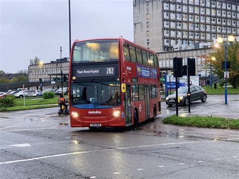 Metroline West Route 282 LK13 BGV TEH1453 LB104 2 Flickr