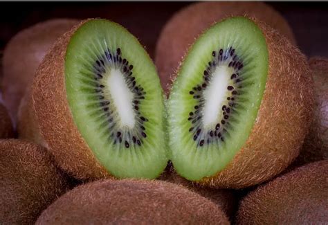 Diklaim Memiliki Kandungan Vitamin C Tertinggi Ini Manfaat Kiwi