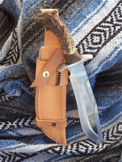 Alaska Bowie Bowie Knife With A Deer Antler Black Walnut Flickr